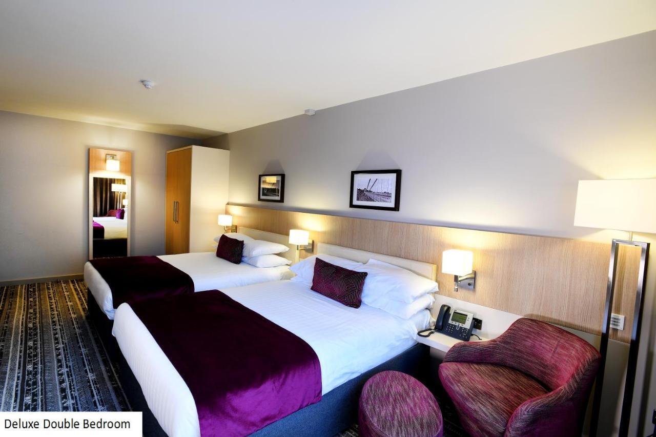 แลงคาสเตอร์ โฮเต็ล แอนด์ สปา Hotel อักซ์บริดจ์ ภายนอก รูปภาพ